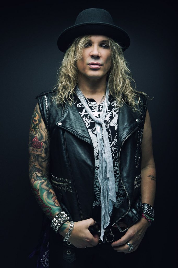 Steel Panther lead singer Michael Starr. (Photo by David Jackson)