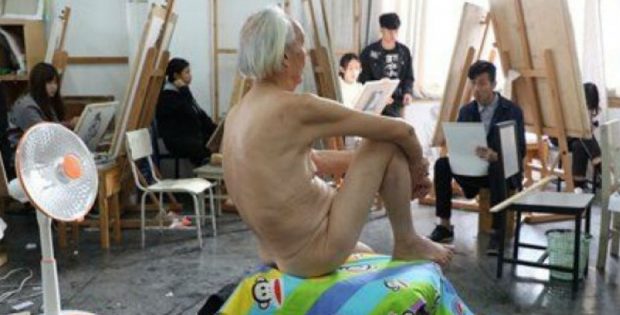 Grandfather in China Becomes Nude Model Out of Boredom