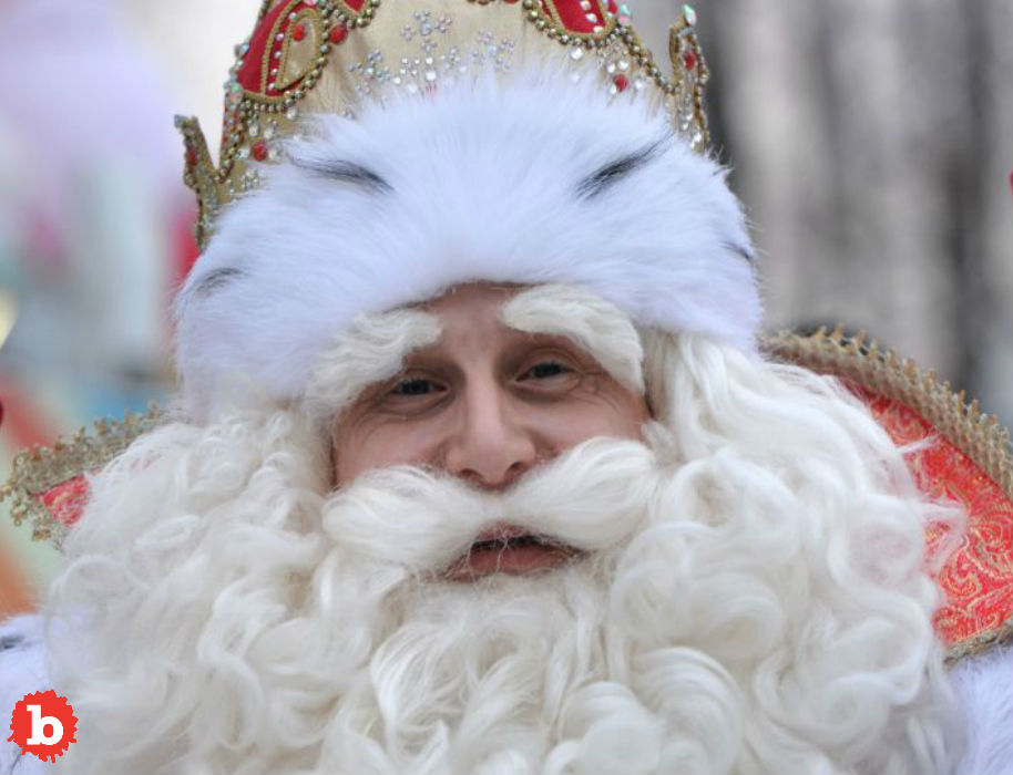 Russian Santa Has Heart Attack, Dies in Front of Kids