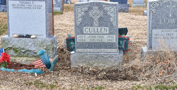 Woman Sucked Into Her Parents’ Grave Sues New York Cemetery