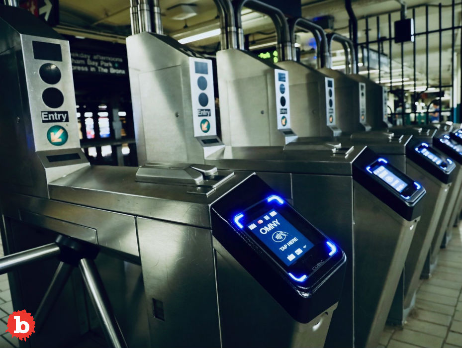 NYC Commuters Getting Extra Charge With Apple Pay
