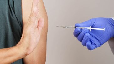 Italian Anti-Vaxxer Tries to Get Shot in Silicone Fake Arm