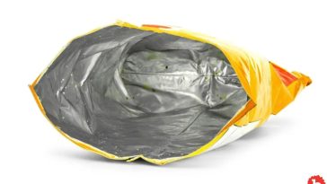 AI Thinks Bag of Potato Chips Is a Gun, Police Get Dangerous